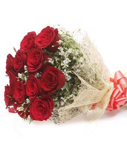 Giftnmore-10 Red Roses Bunch in Jute Packing