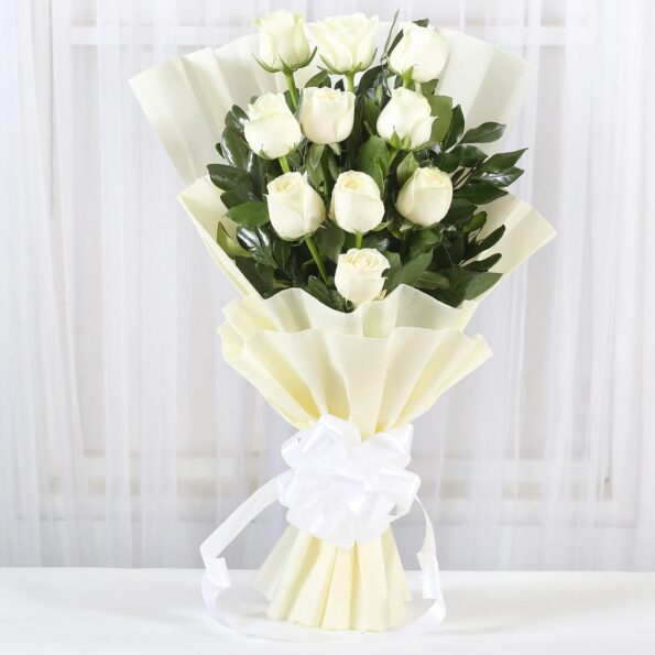 Giftnmore-White Roses Bunch Straight Packing