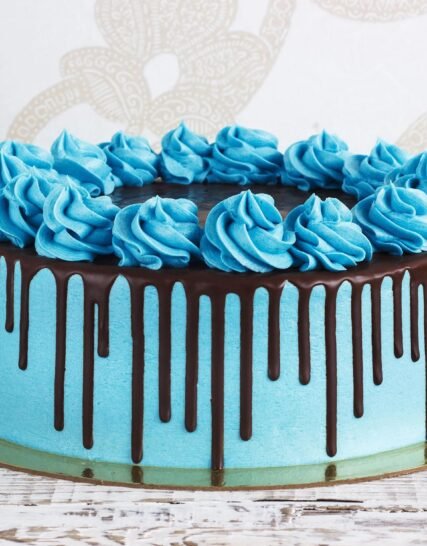 Giftnmore-Designer Chocolate Cream Cake 1