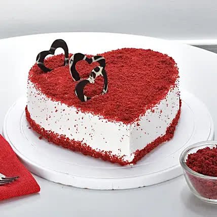 Cream Red Velvet Heart Cake