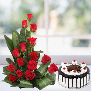 Giftnmore-15 Red Roses Basket With Cake