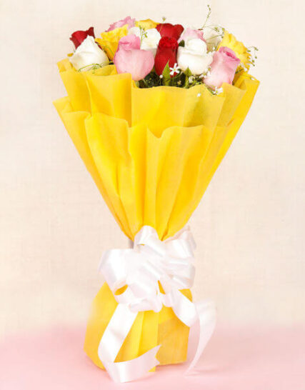 Giftnmore-15 MIX ROSES WITH YELLOW PAPER PACKING