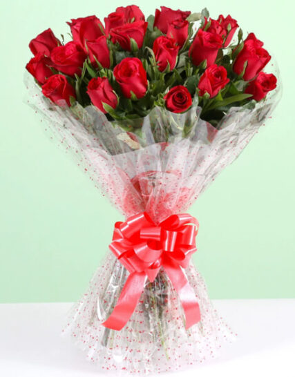 Giftnmore-Bunch of 24 Red Roses