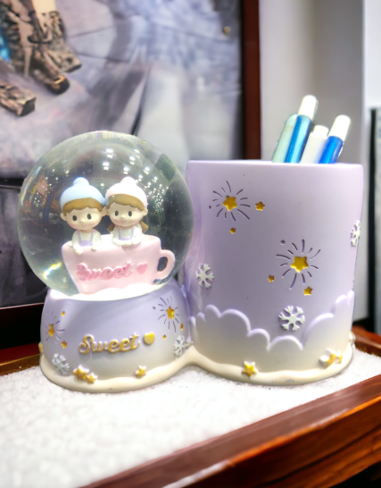 SWEET PEN STAND WITH LIGHTING GLOBE